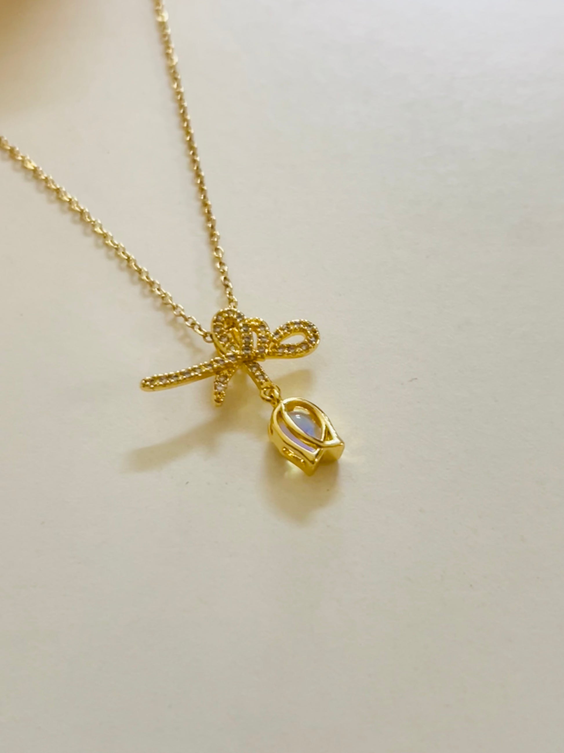 DIVINE ROSE CHAIN