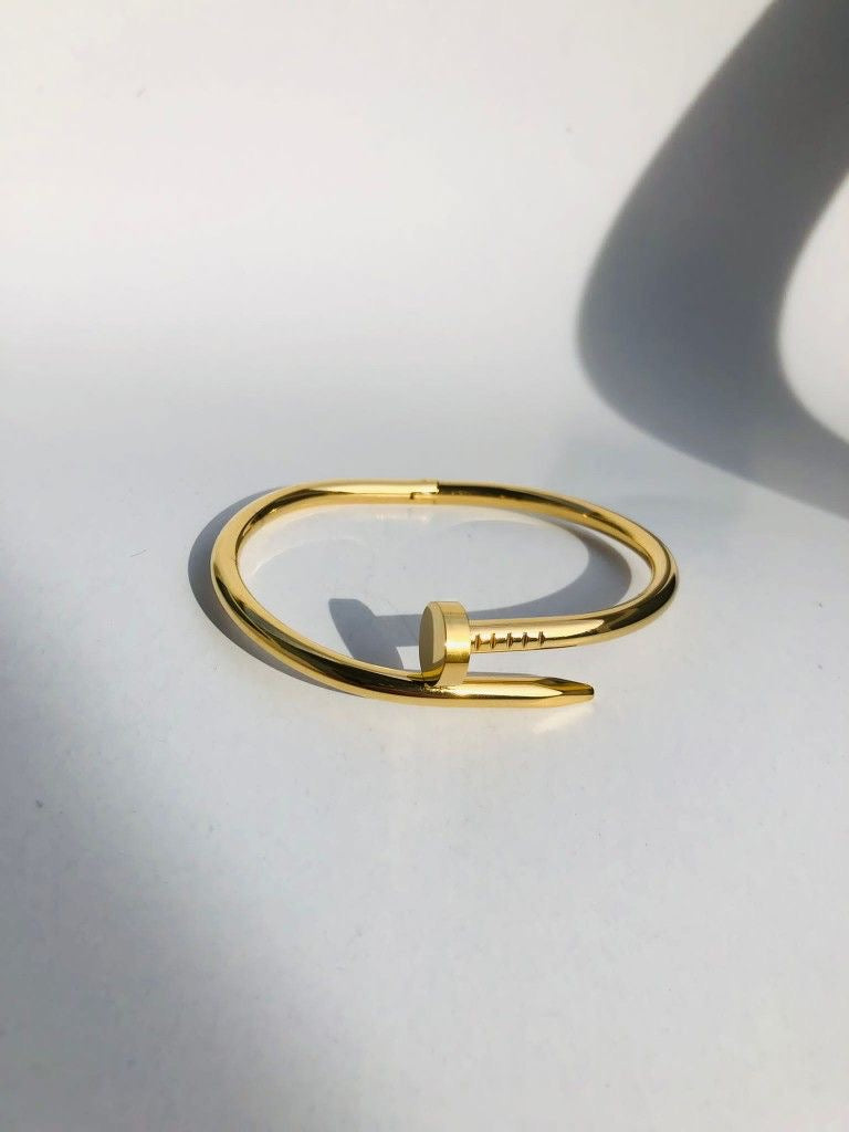Nail cuff bracelet