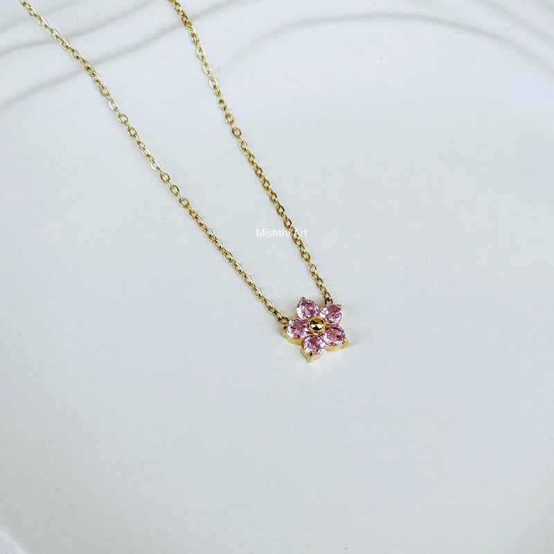 MAYA CRYSTAL NECKLACE