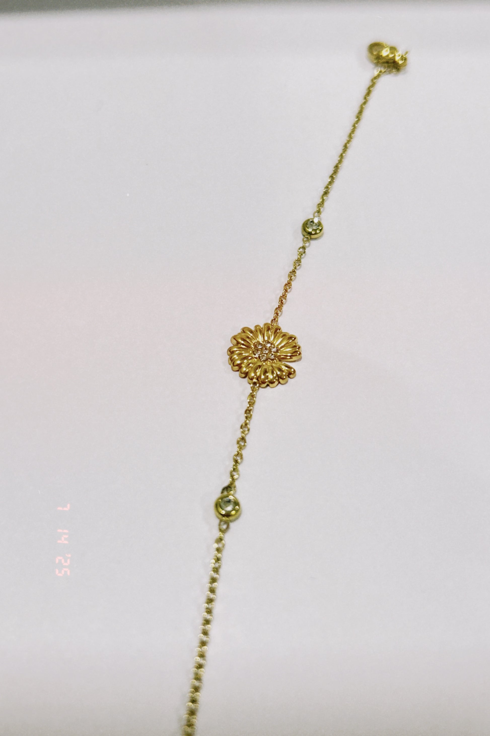 PETALS BRACELET