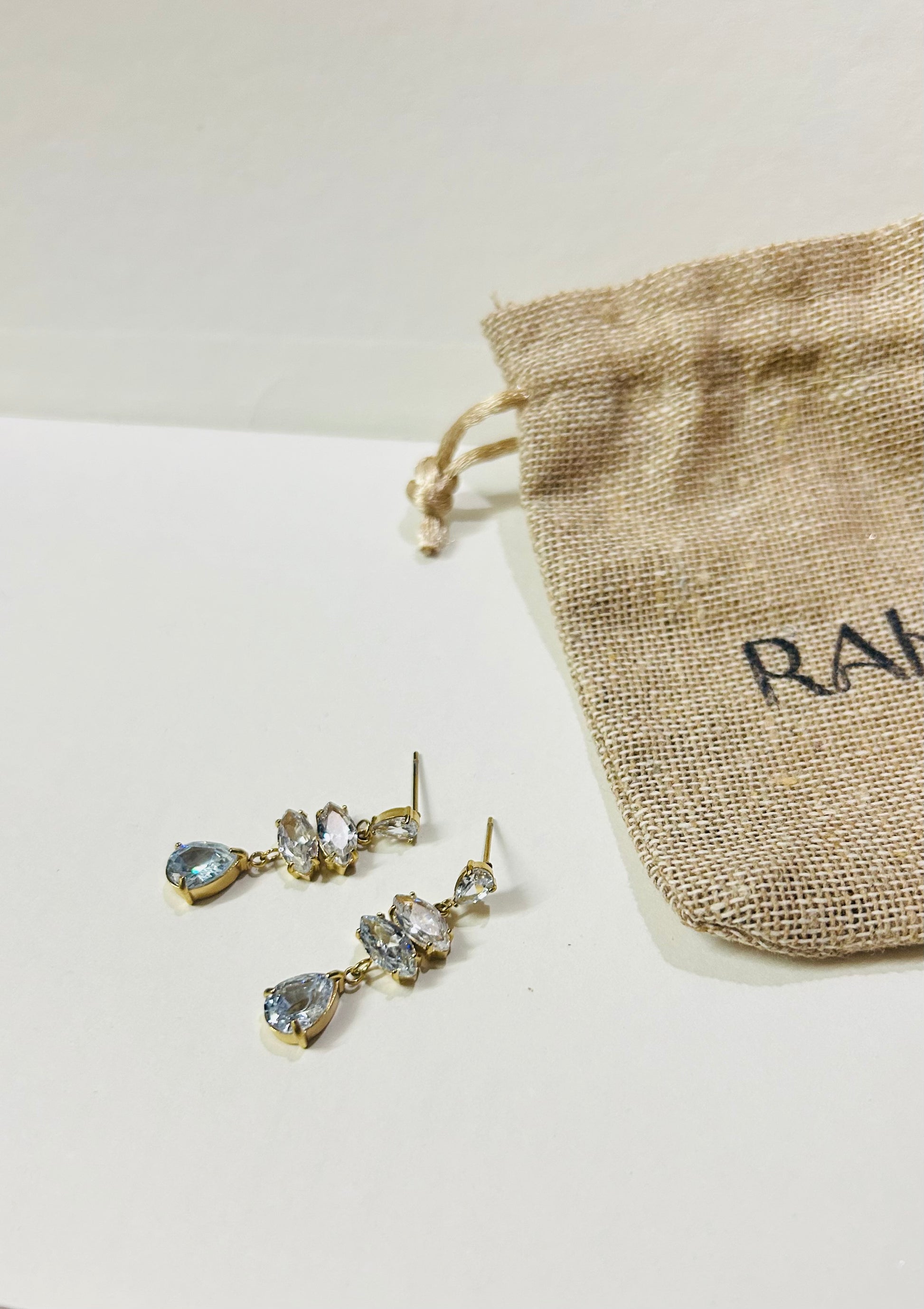 DARLING EARRINGS