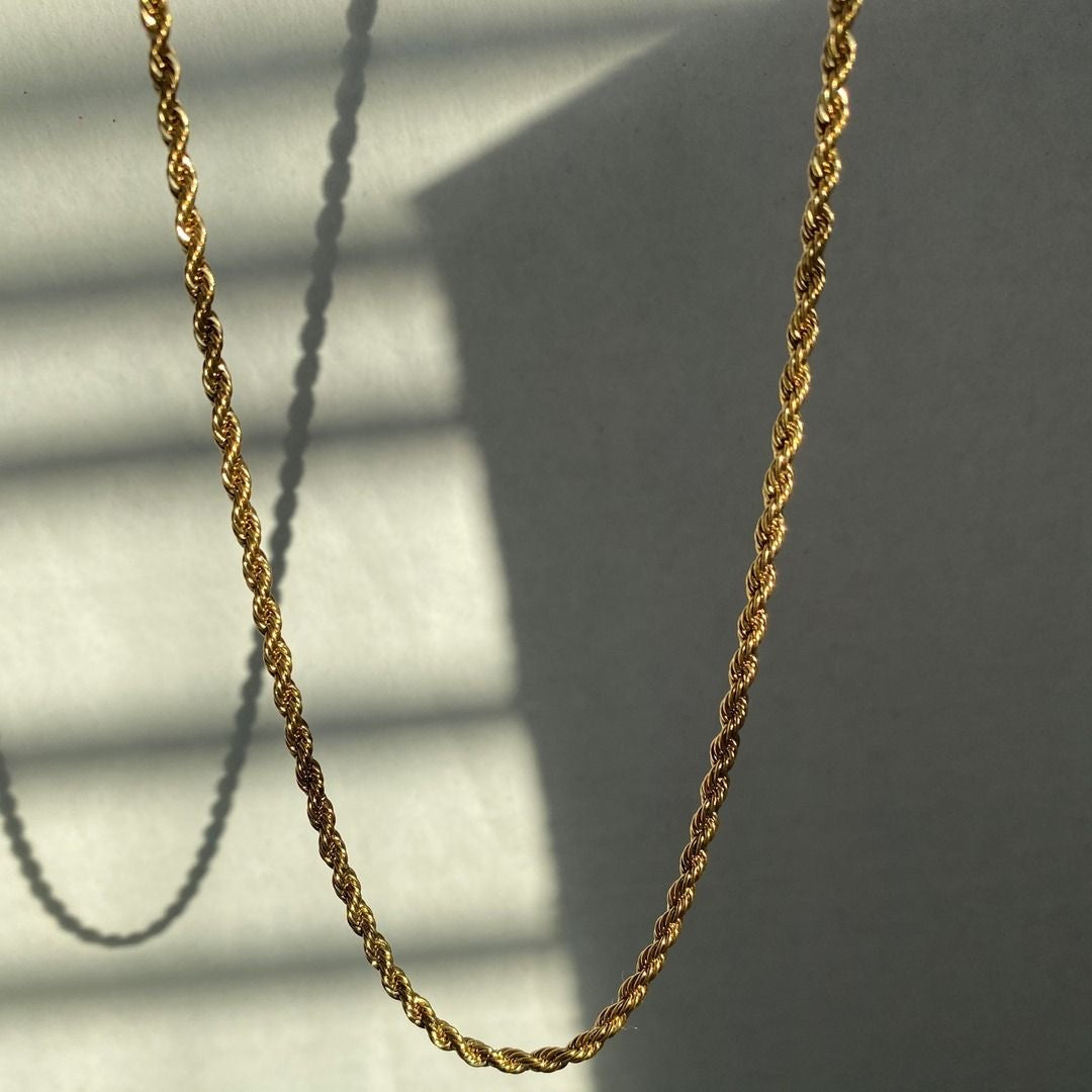 STAY TANGLED NECKLACE