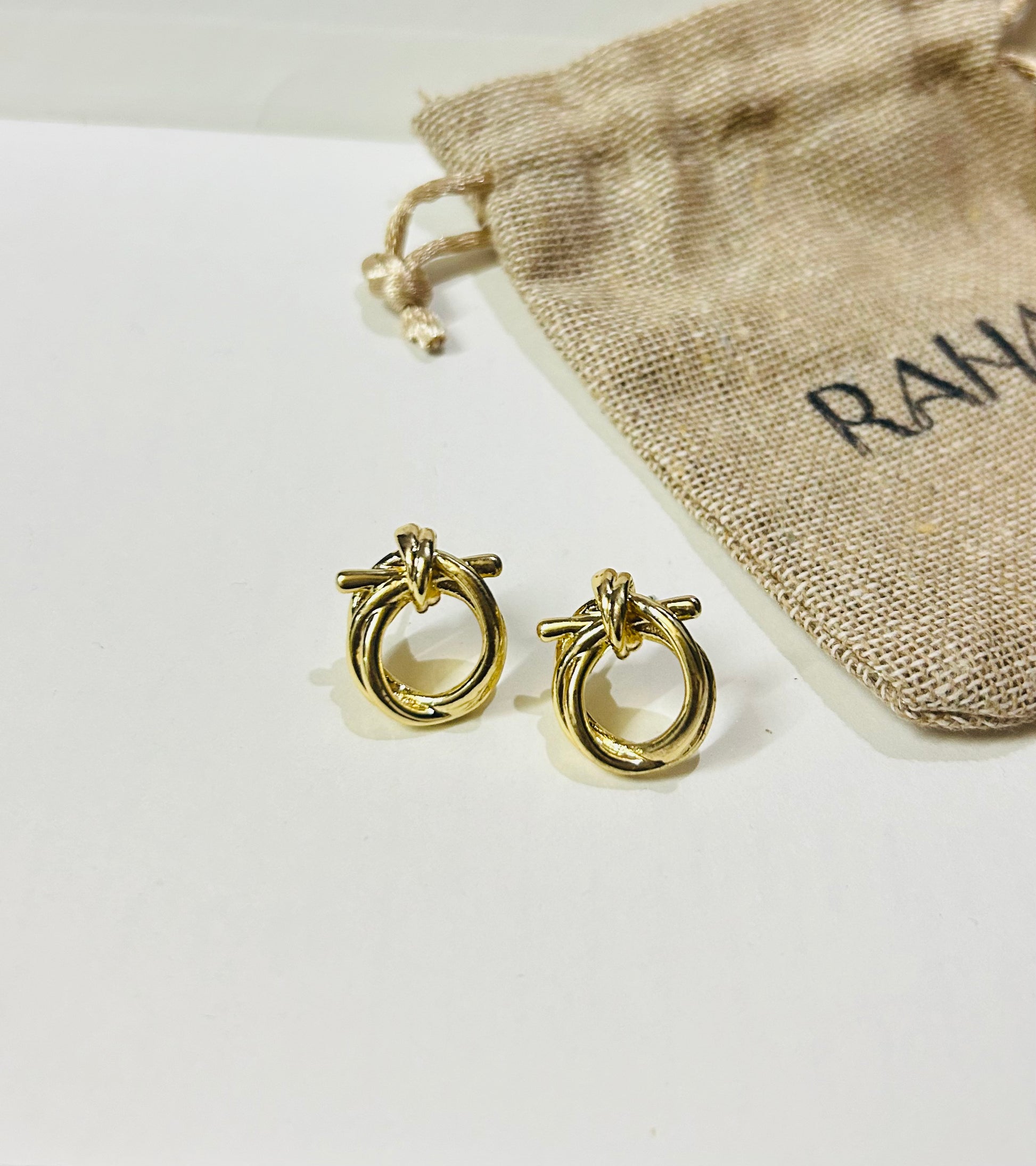 KNOT EARRINGS