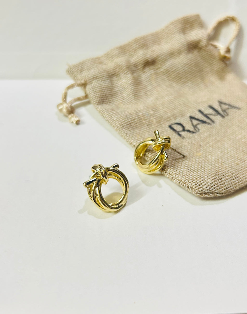 KNOT EARRINGS