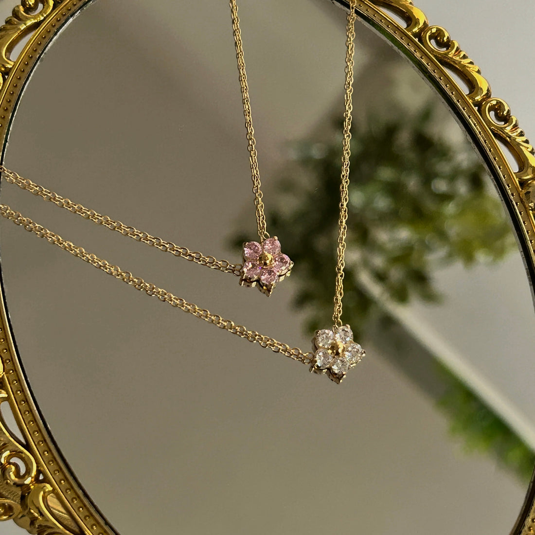 MAYA CRYSTAL NECKLACE