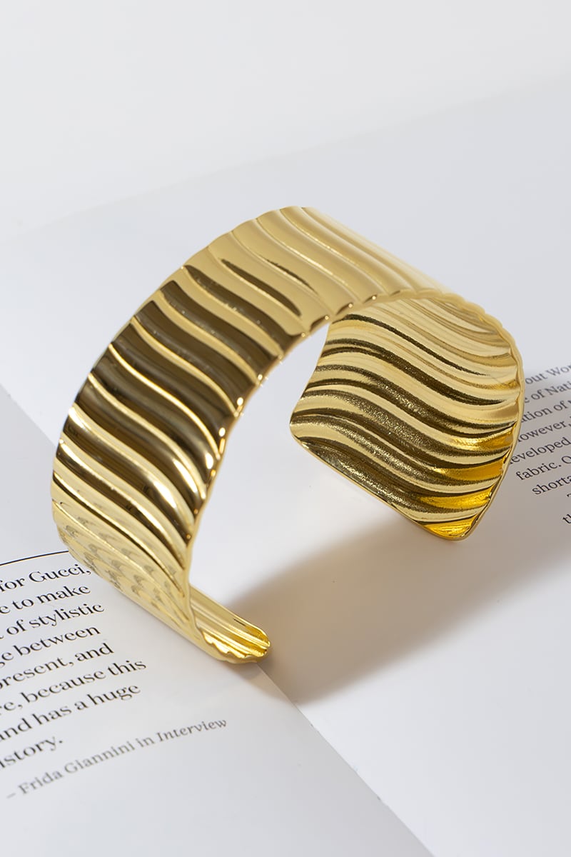 GRAIN OF GOLD CUFF BRACELET