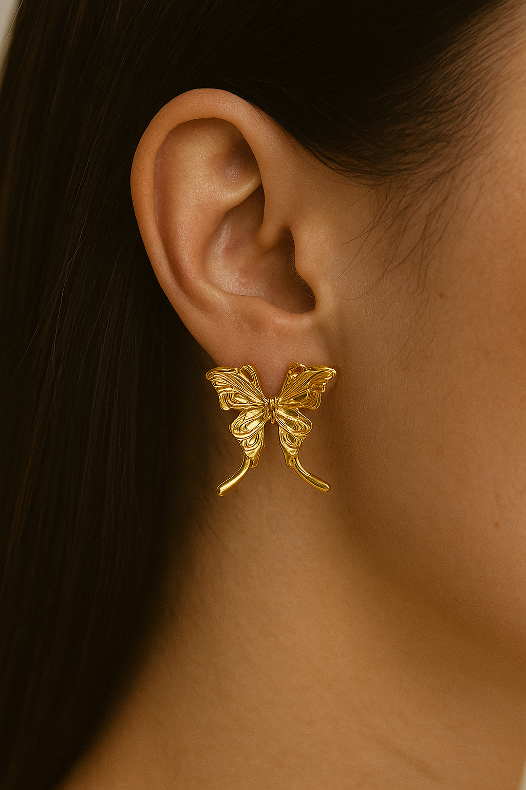 MYSTIC FLY EARRINGS