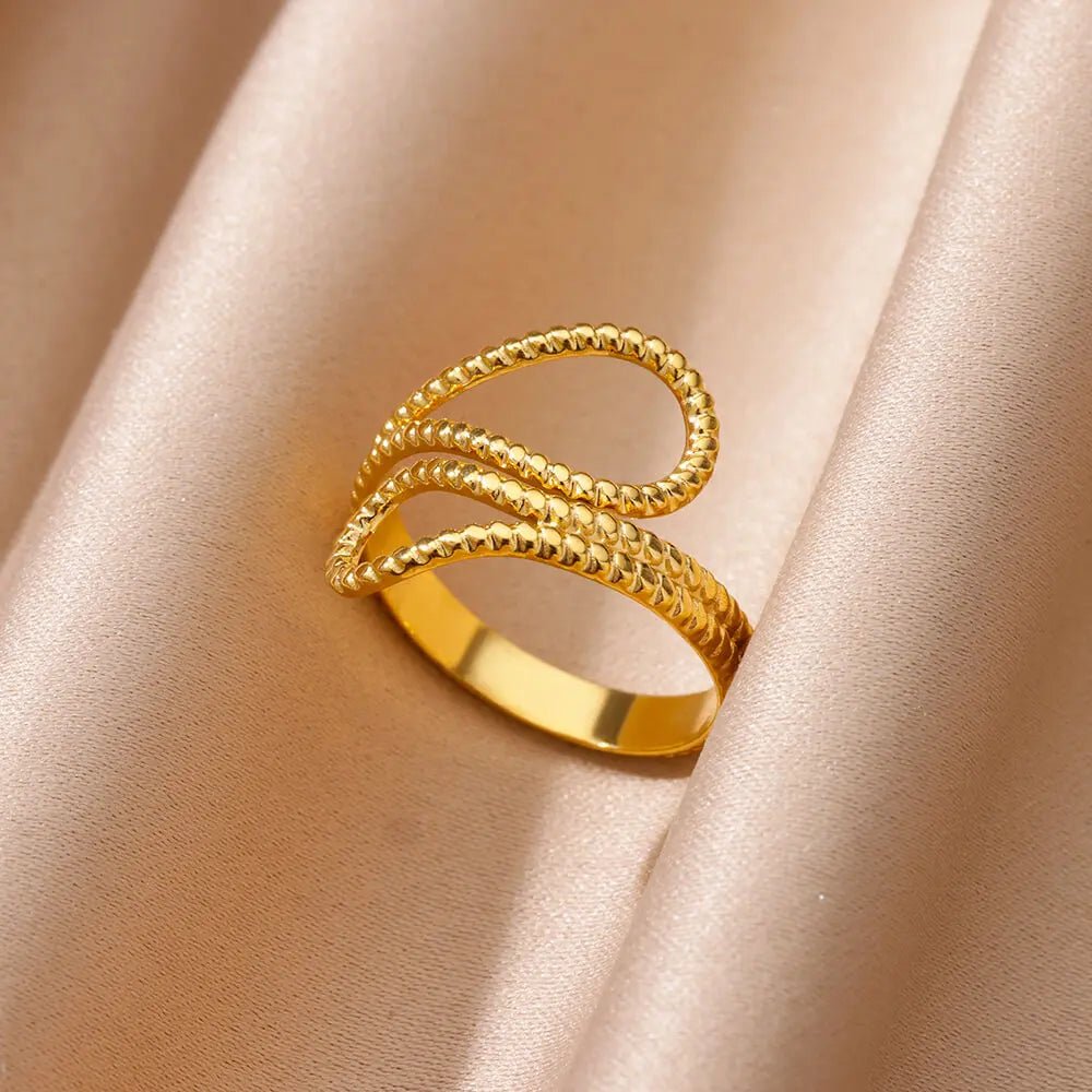 COILED RING
