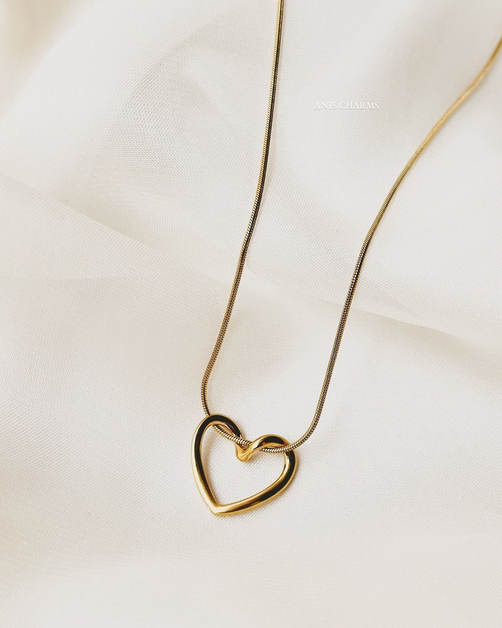 LOVER NECKLACE